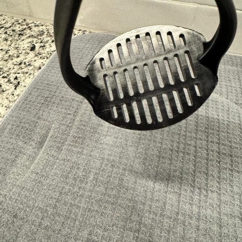 Calphalon nylon potato